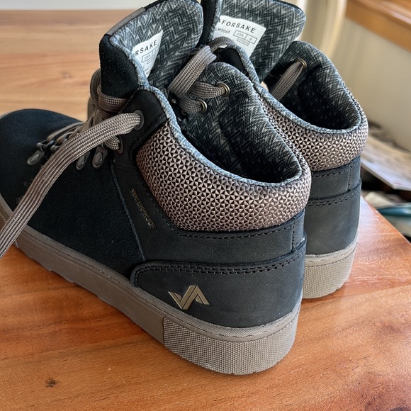 Forsake Lucie Mid waterproof outdoor sneaker boots sz 6 - Picture 3 of 12